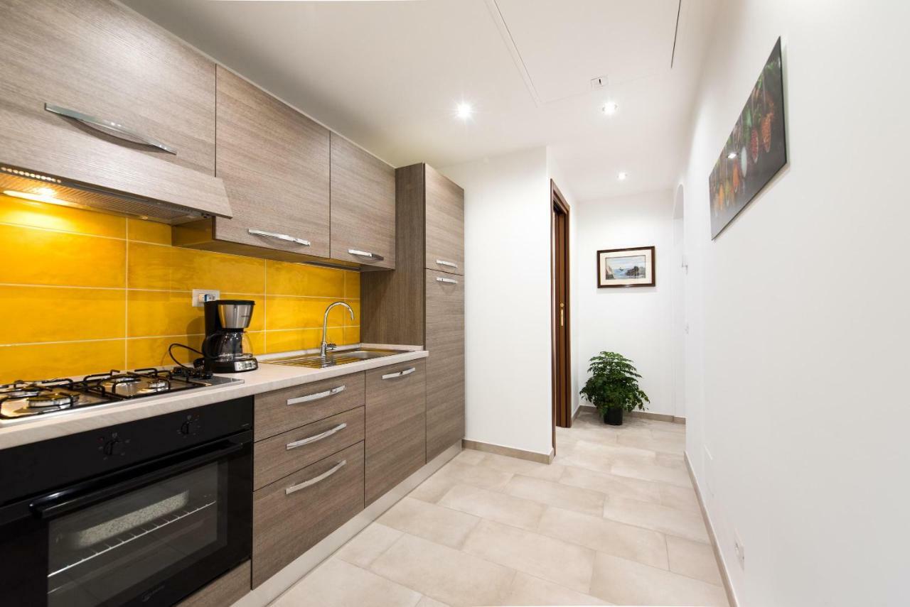 Circus Maximus N 1-At 400M Metro Apartment โรม ภายนอก รูปภาพ